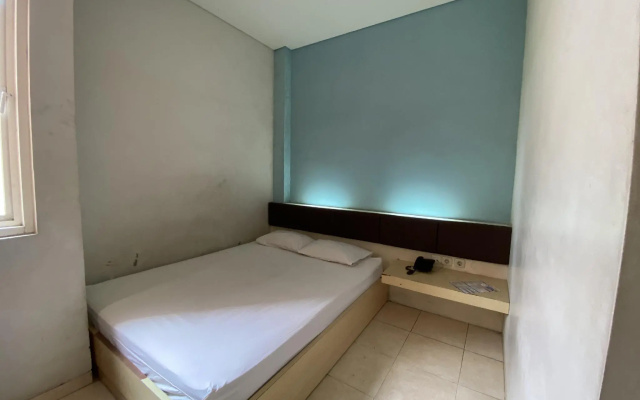 Townhouse Oak Hotel Niaga Surabaya