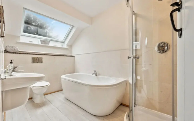 Host Stay Ivy Farm House - Wetton