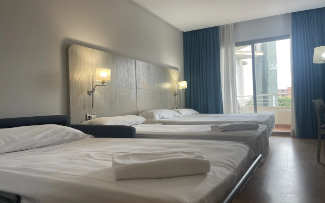 Hotel AGH Canet