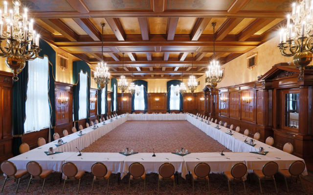 The Fort Garry Hotel, Spa and Conference Centre, Ascend Hotel Collection