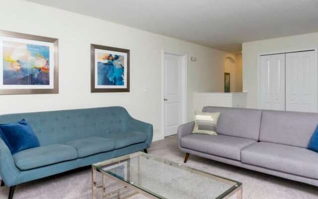 8912 Amazing 6BD Home