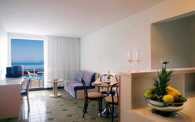 Albona Hotel & Residence