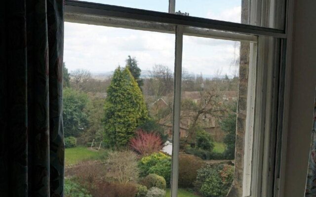 Wentworth House B & B