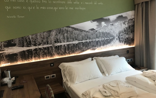 Dolomeet Boutique Hotel