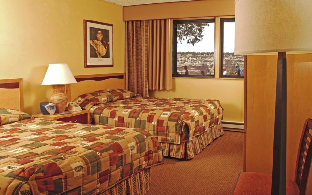Kachina Lodge - Inside the Park