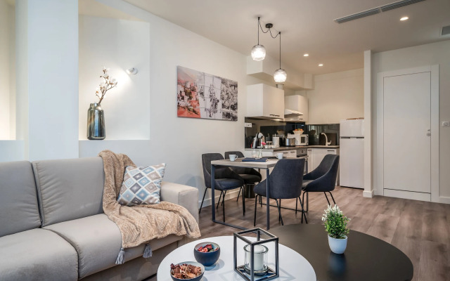 Urban Nest - Suites & Apartments