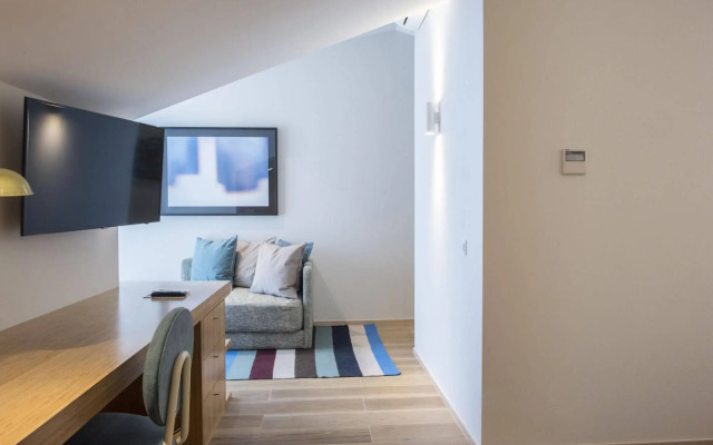 The Editory House Ribeira Porto Hotel