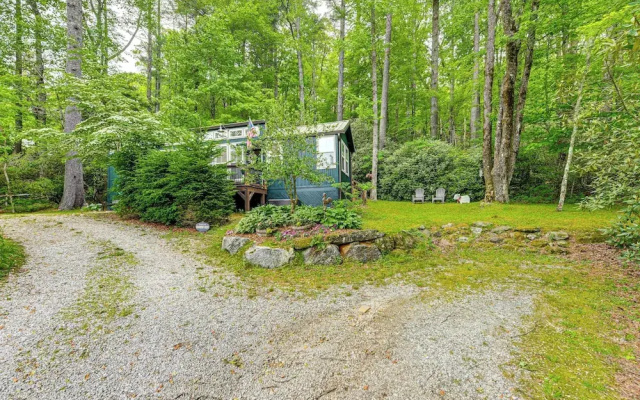 Highlands Vacation Rental - Walk to Main St!