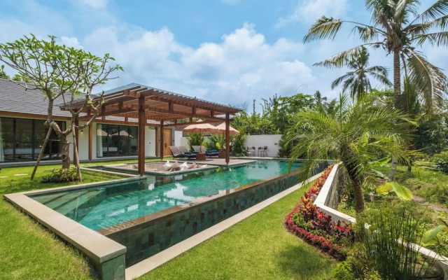 Villa Suka Sawah by Villa Finder