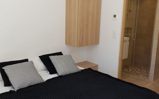 Chalets Magnin Les Balcons de Pierre Pomme RDC