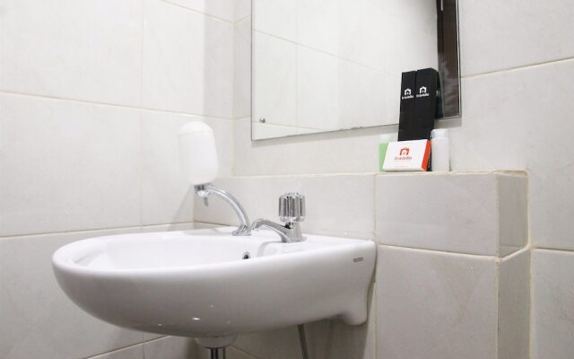 Comfortable Studio Apartment Grand Dhika City