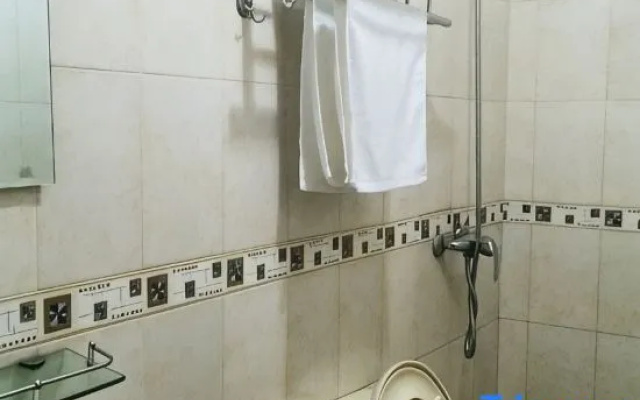 Shanghai Zheyang Hotel – Bathroom – Shanghai