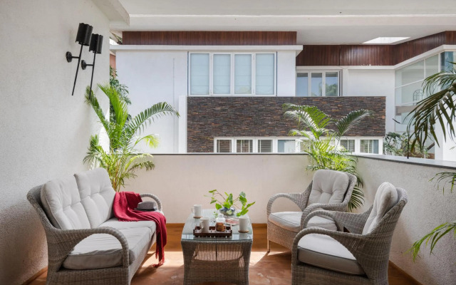 Seis Villa-Splendid 4 bhk villa with private pool