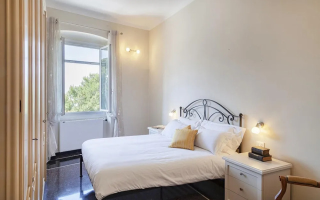 Quinto Seaview Apartment by Wonderful Italy