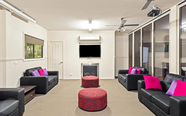 Discovery Parks - Lake Hume, Victoria