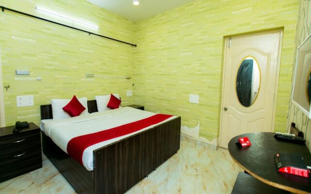 OYO 6869 ECR Grand Residency
