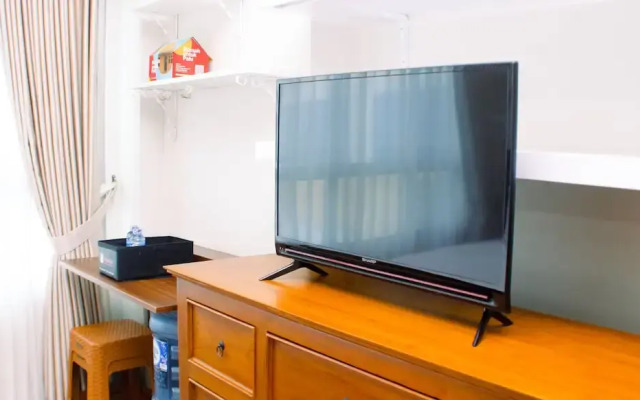 Stunning Studio Apartment Springlake Summarecon Bekasi