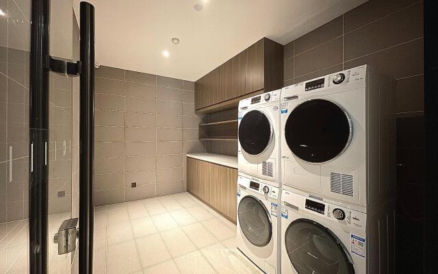 Hanting Hotel Luohe Linying Yingchuan Avenue