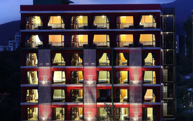 WE Valley Hotel