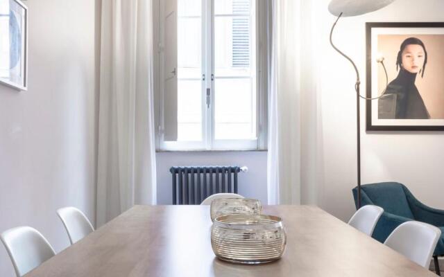 Plum Guide - Paparazzi