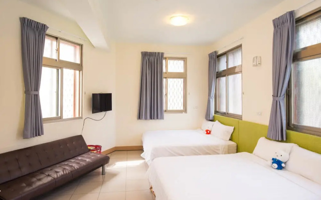 Happy Home Stay