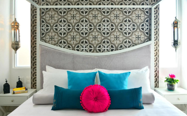 Unic Design Hotel - Near Mamitas Beach Club