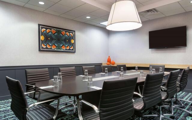 Embassy Suites by Hilton Orlando Airport