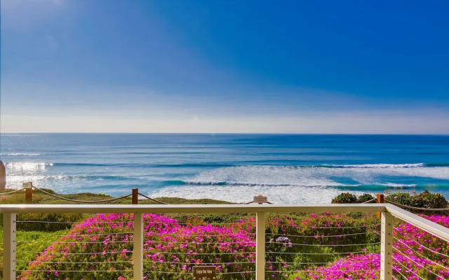 Gorgeous Ocean View Condo with Pool & Spa SURF9 by RedAwning