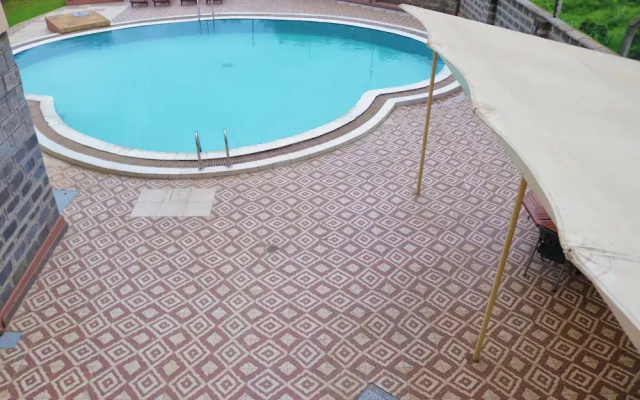 Sakinas Luxury Suites