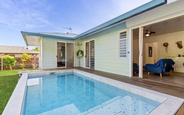 Private 3BR Villa with pool