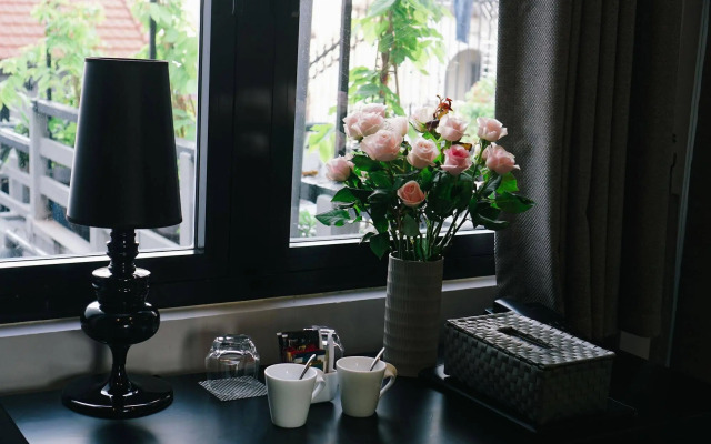 Oliving Residence