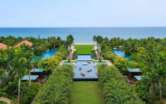 Renaissance Sanya Haitang Bay Resort