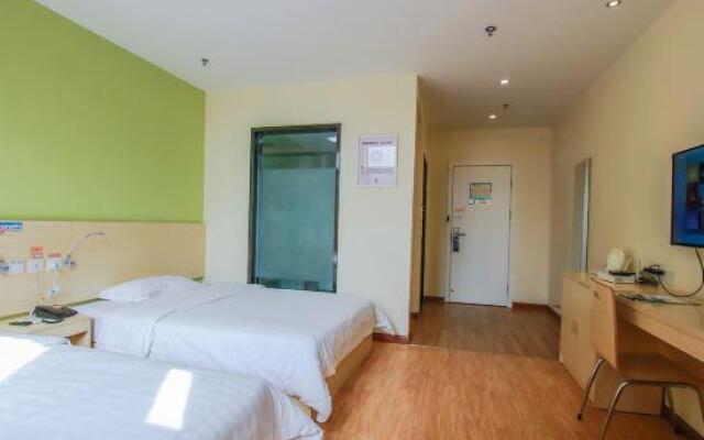 7Days Inn Wuhan Jiangxia District Shiji Square Branch