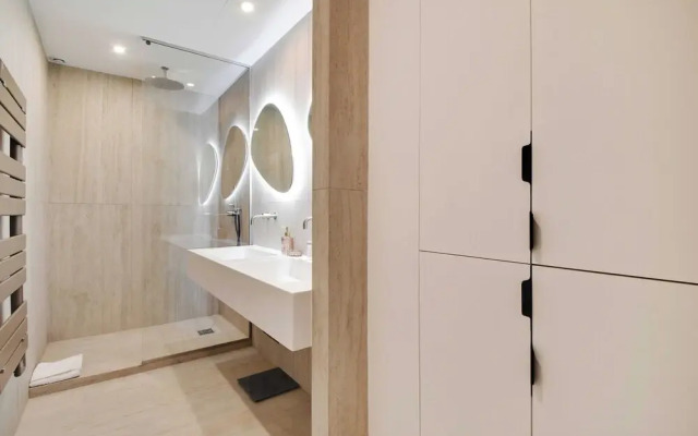 Cosy Apartment 2br/6p Faubourg-du-roule