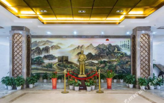 Shangrong Business Hotel (Wuhan Julong Avenue Zhuoer Enterprise Headquarters)