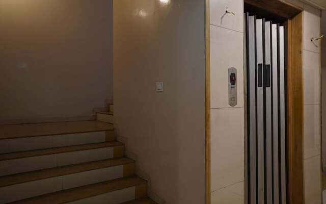 OYO 23430 Hotel Radiant