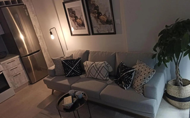 Stylish Ground Floor Maisonette