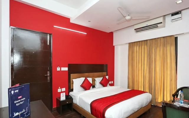 OYO 11656 Singh Suites