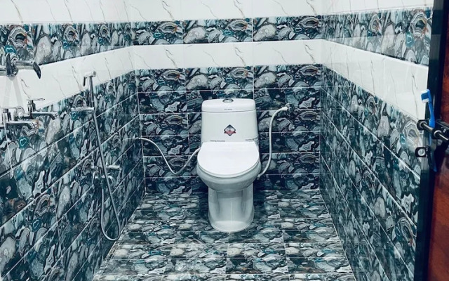 Ayodhya Dham Hotel By GRB