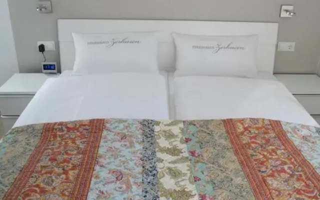 Ferienhaus Zerhusen 1 - Ferienwohnung im Herzen der Insel