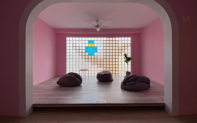 Owl Hostel