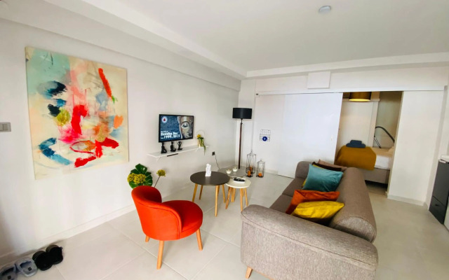 Ezgi's Suite With Terrace in The Heart of Marmaris