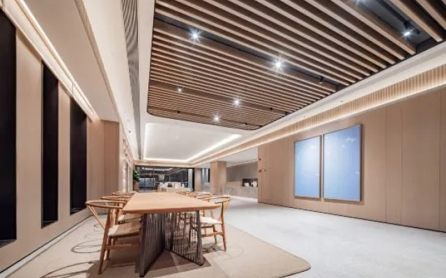 JI Hotel (Chengdu Subway station of Niuwangmiao)