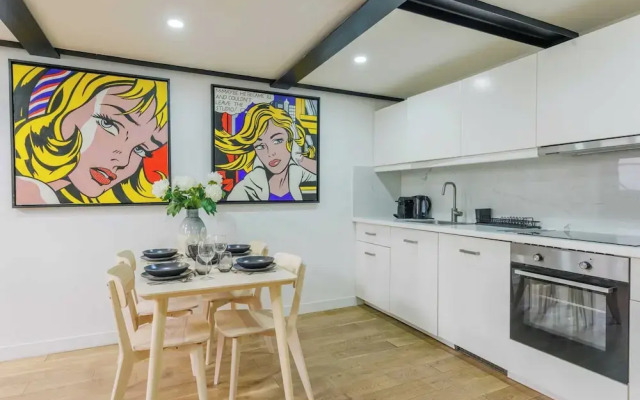 Parisian Duplex Cocoon in Saint-germain-des-pres