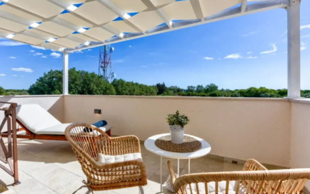 Rustic Villa Perosa With Heated Pool