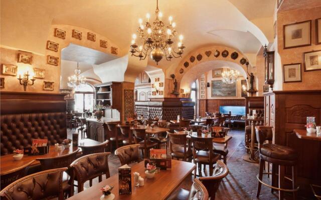 Hotel U Prince Prague by BHG