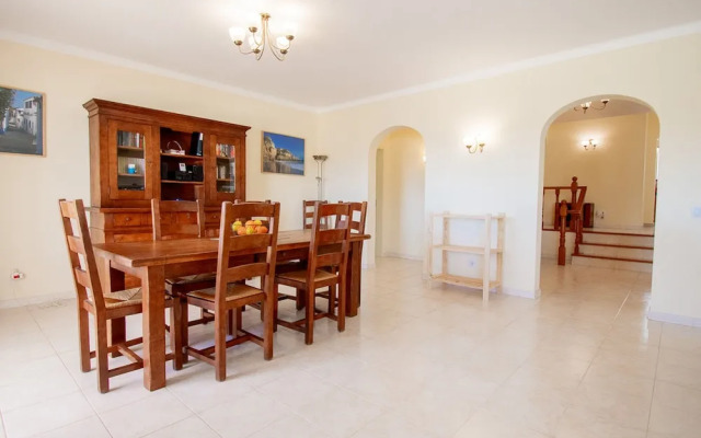 Casa Filipa Upper Floor