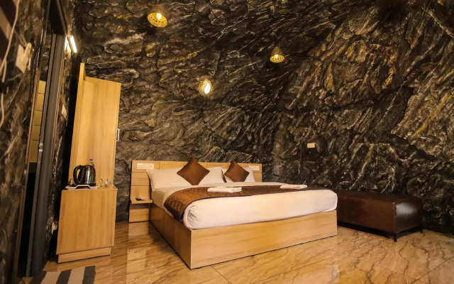 5 BHK Homestay in Odappallam, Wayanad, by GuestHouser (ACC3)