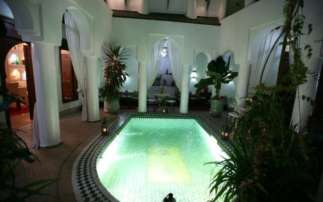 Riad Alida