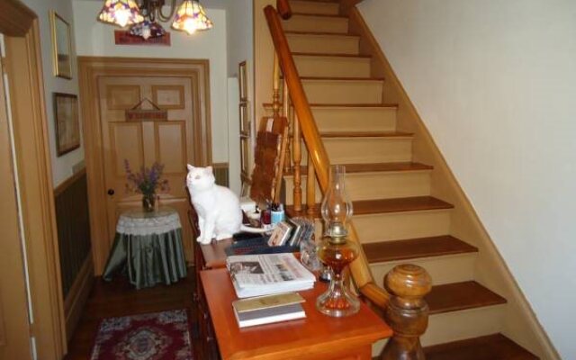 Cooper's Inn